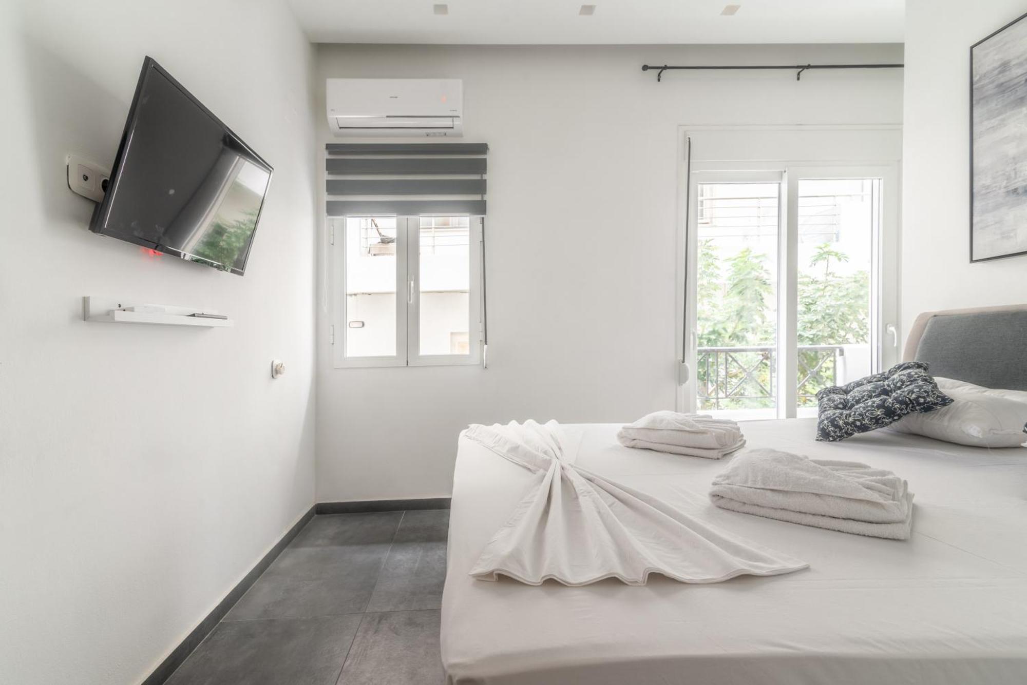 Misty Grey Apartment Near City Centre Iraklio Exterior foto
