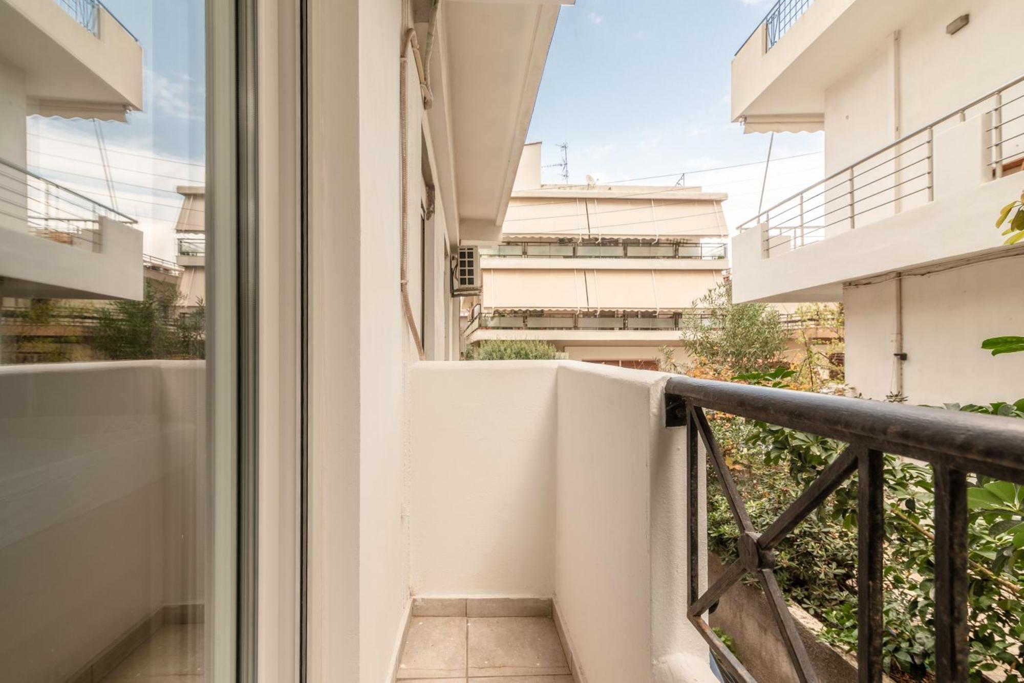 Misty Grey Apartment Near City Centre Iraklio Exterior foto