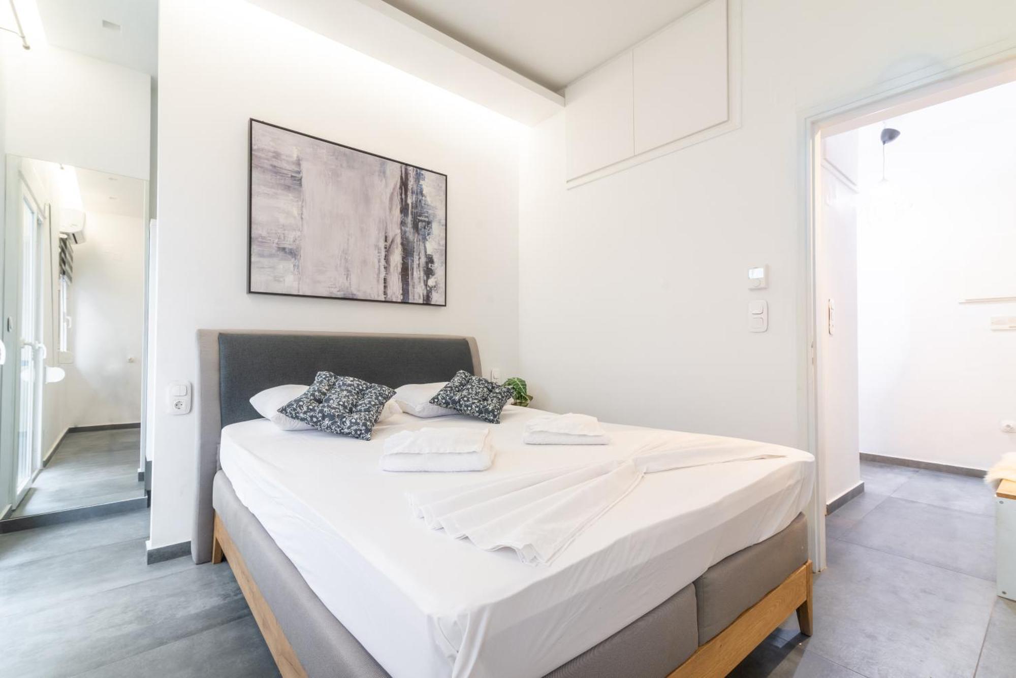 Misty Grey Apartment Near City Centre Iraklio Exterior foto